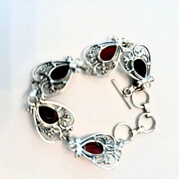 5 silver hearts with Carnelian in each. The size of the bracelet, 71/2 -8 -81/2 - Picture 5 of 5